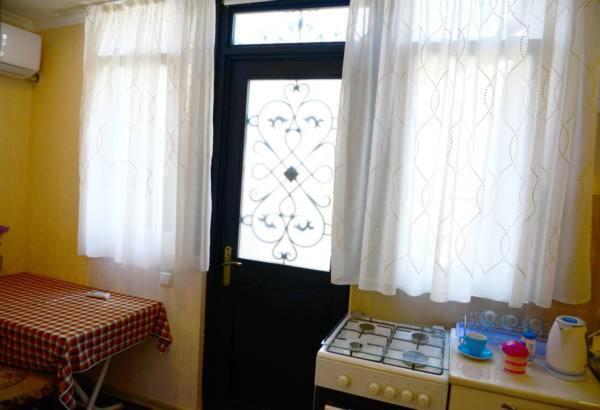 Guest House Happy Holidays Tbilisi Exterior photo